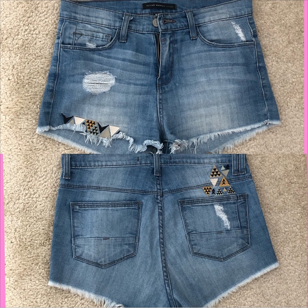 Flying Monkey High Rise Embroidered Raw Hem Denim Shorts. NWOT! Sz 25 - Picture 5 of 11